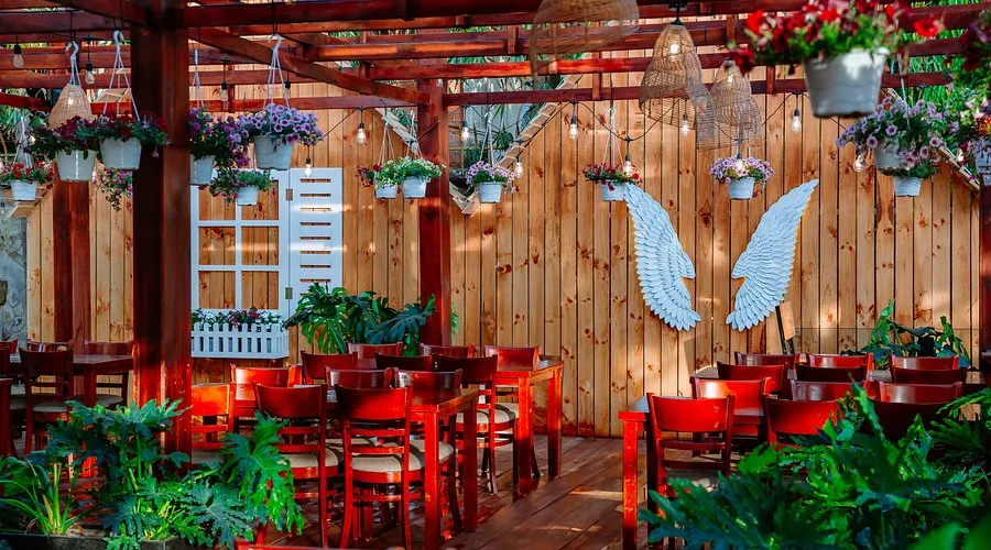 dich-vu-thi-cong-san-vuon-nha-hang-vung-tau