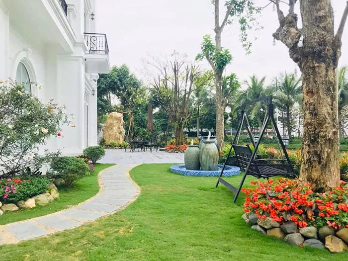 san-vuon-nha-hang-phong-thuy