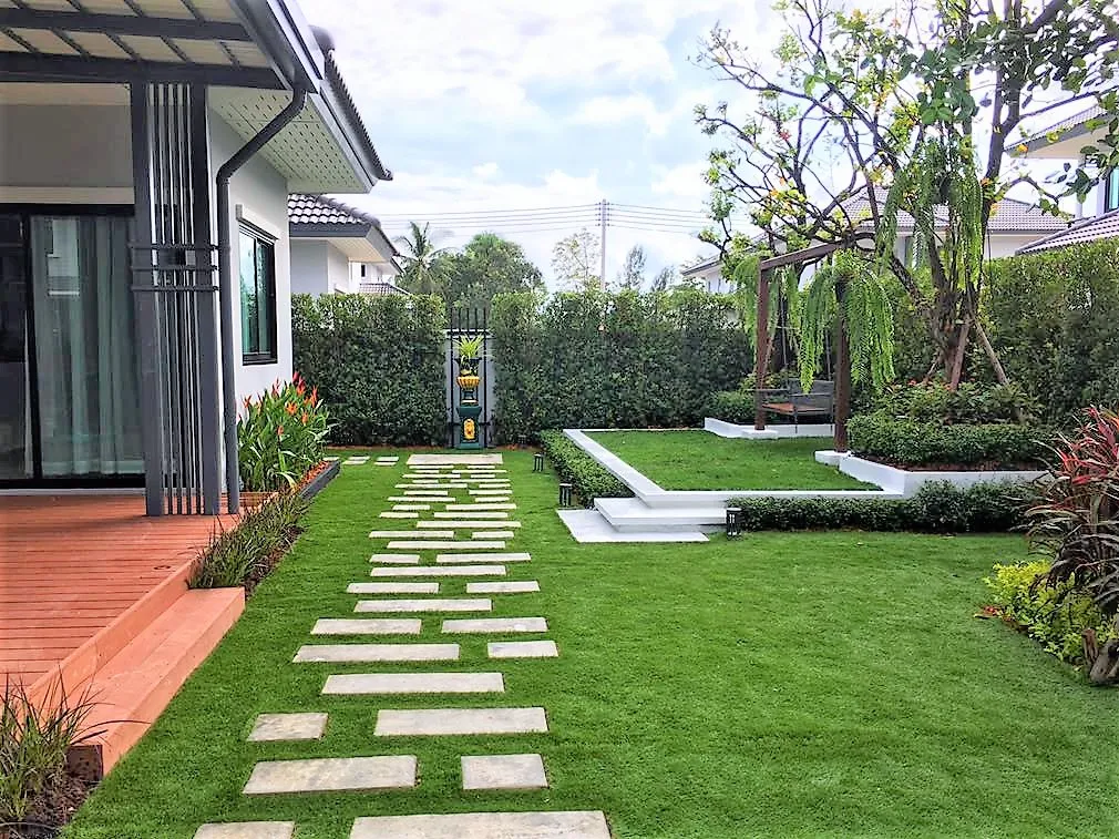 thi-cong-san-vuon-nha-hang-dong-nai67