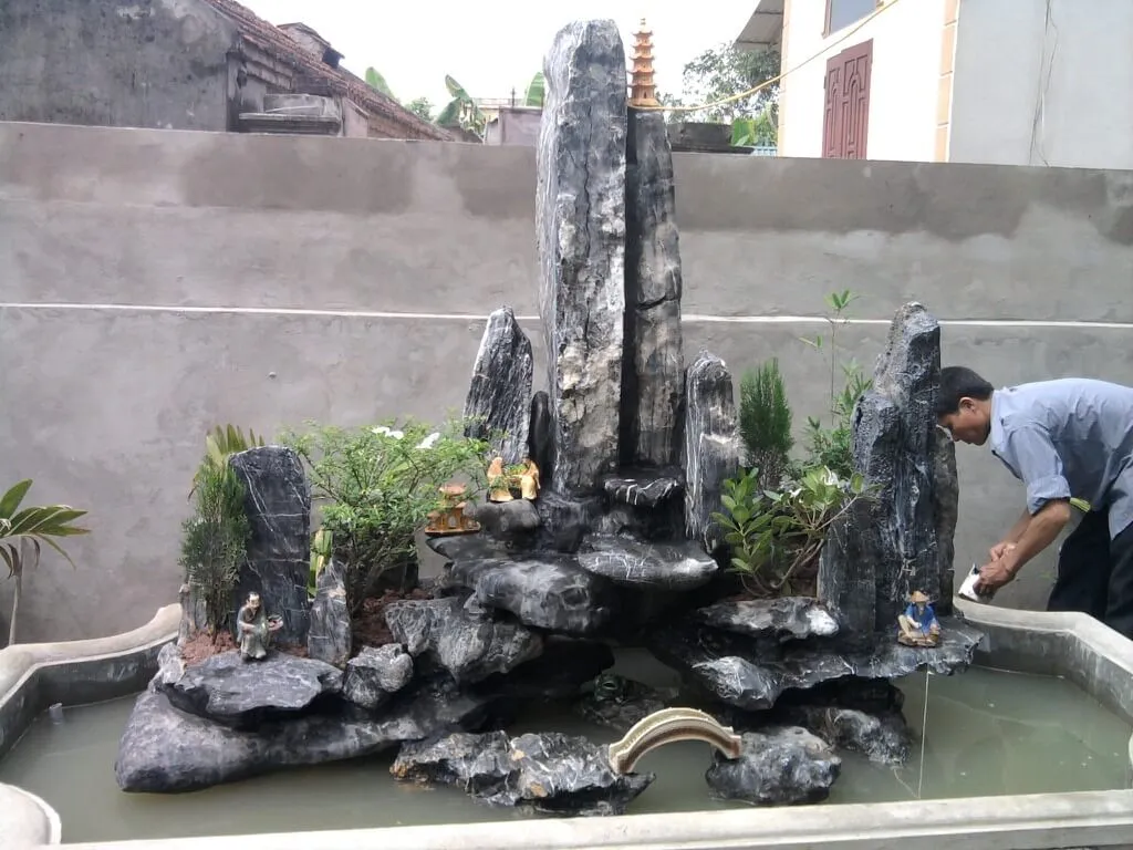 Hòn Non Bộ Đẹp Ngoài Trời