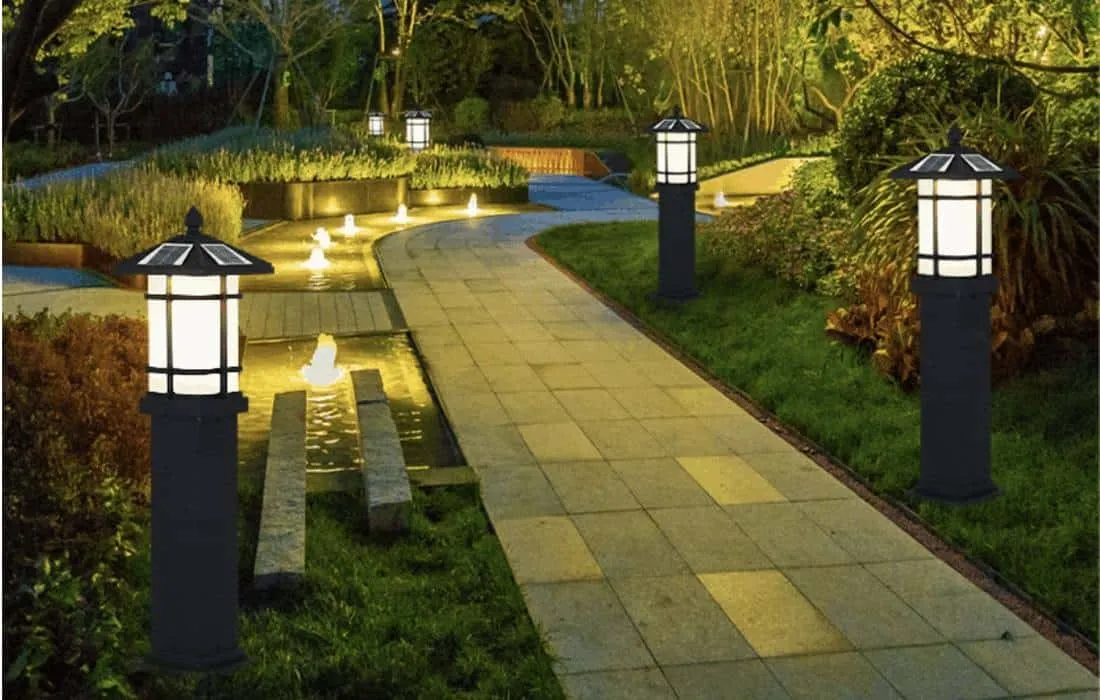 Vườn kết hợp đèn năng lượng mặt trời