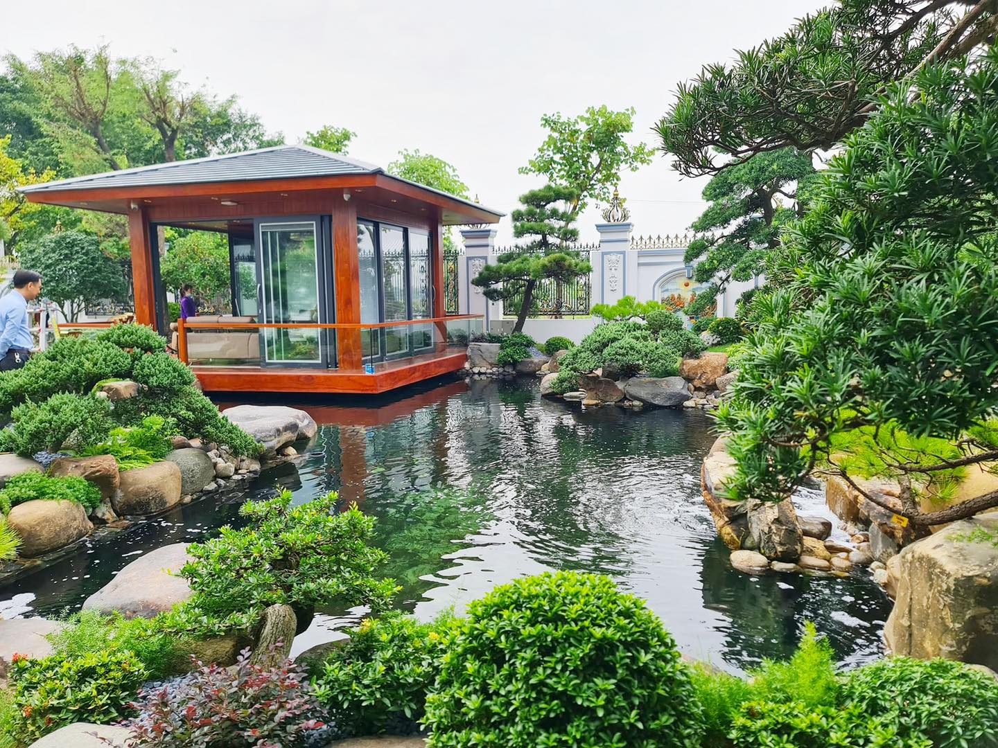 hồ cá koi