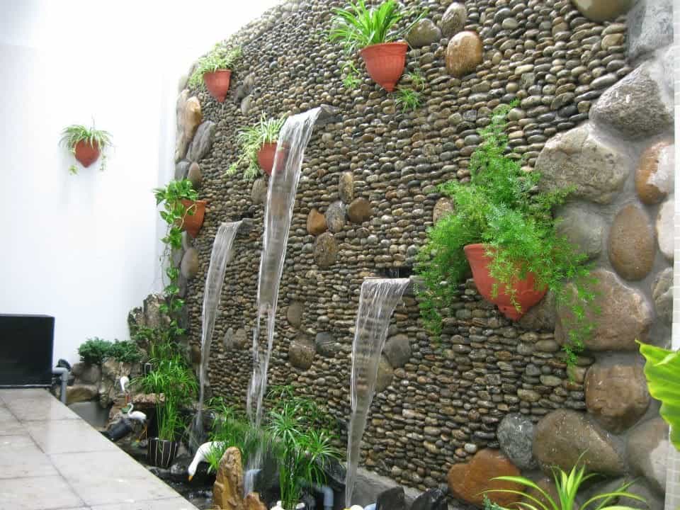 thiet-ke-thi-cong-tuong-thac-nuoc-theo-yeu-cau 3